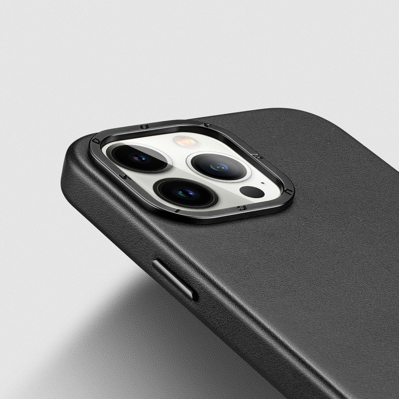 Dux Ducis Grit Leather Case for iPhone 14 Pro Elegant Faux Leather Cover (MagSafe Compatible) Black_7