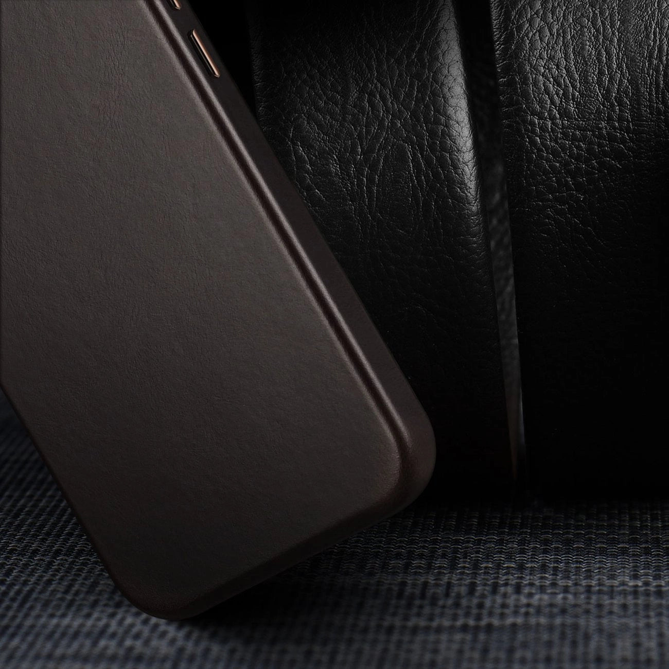 Dux Ducis Naples Case for iPhone 14 Leather Cover (MagSafe Compatible) Dark Brown_5