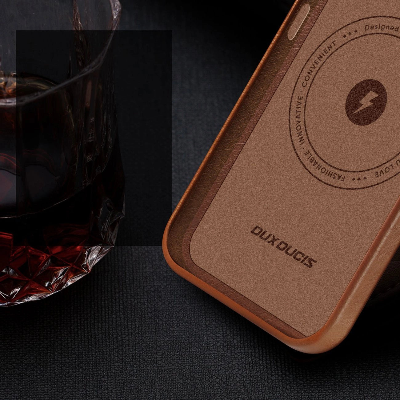 Dux Ducis Naples iPhone 14 Plus case magnetic leather MagSafe case brown_3