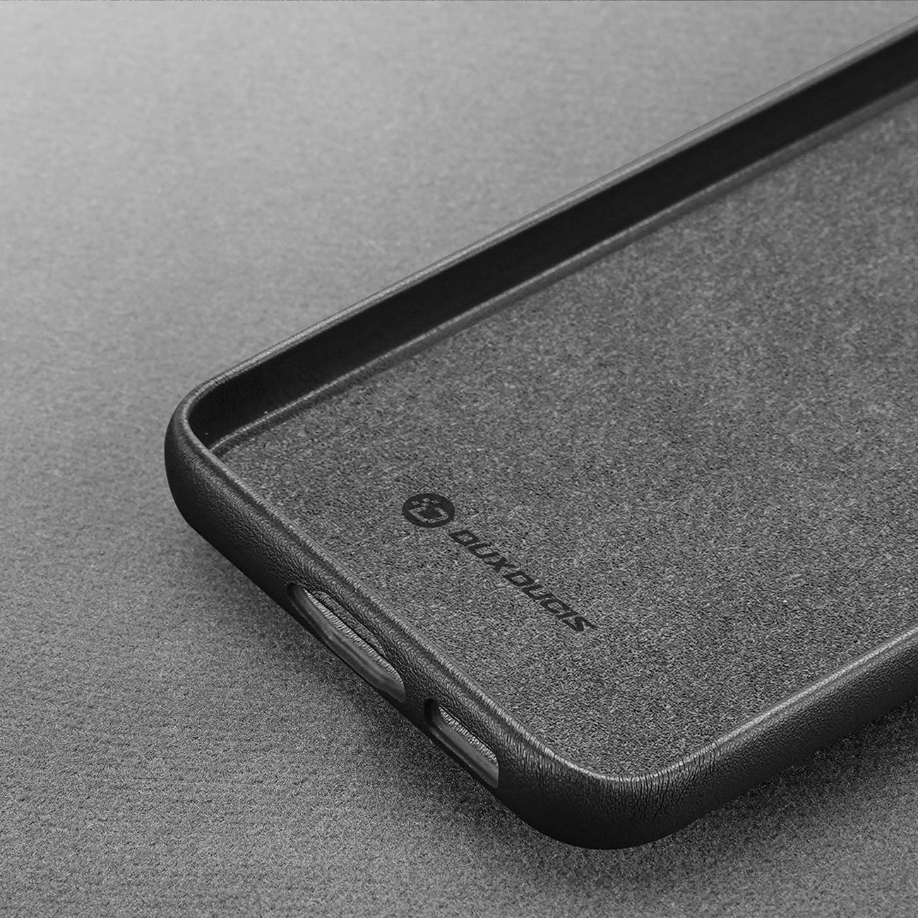 Dux Ducis Grit case for Samsung Galaxy S23+ elegant case made of artificial leather black_8