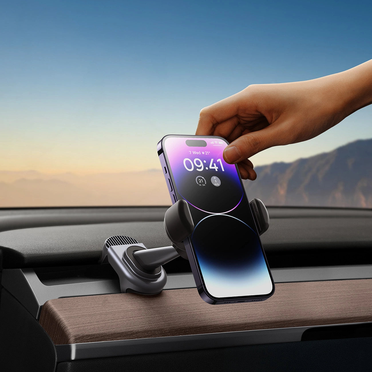 Electric car holder with solar panel for Tesla Model 3 / Y Baseus T-Space - black_12