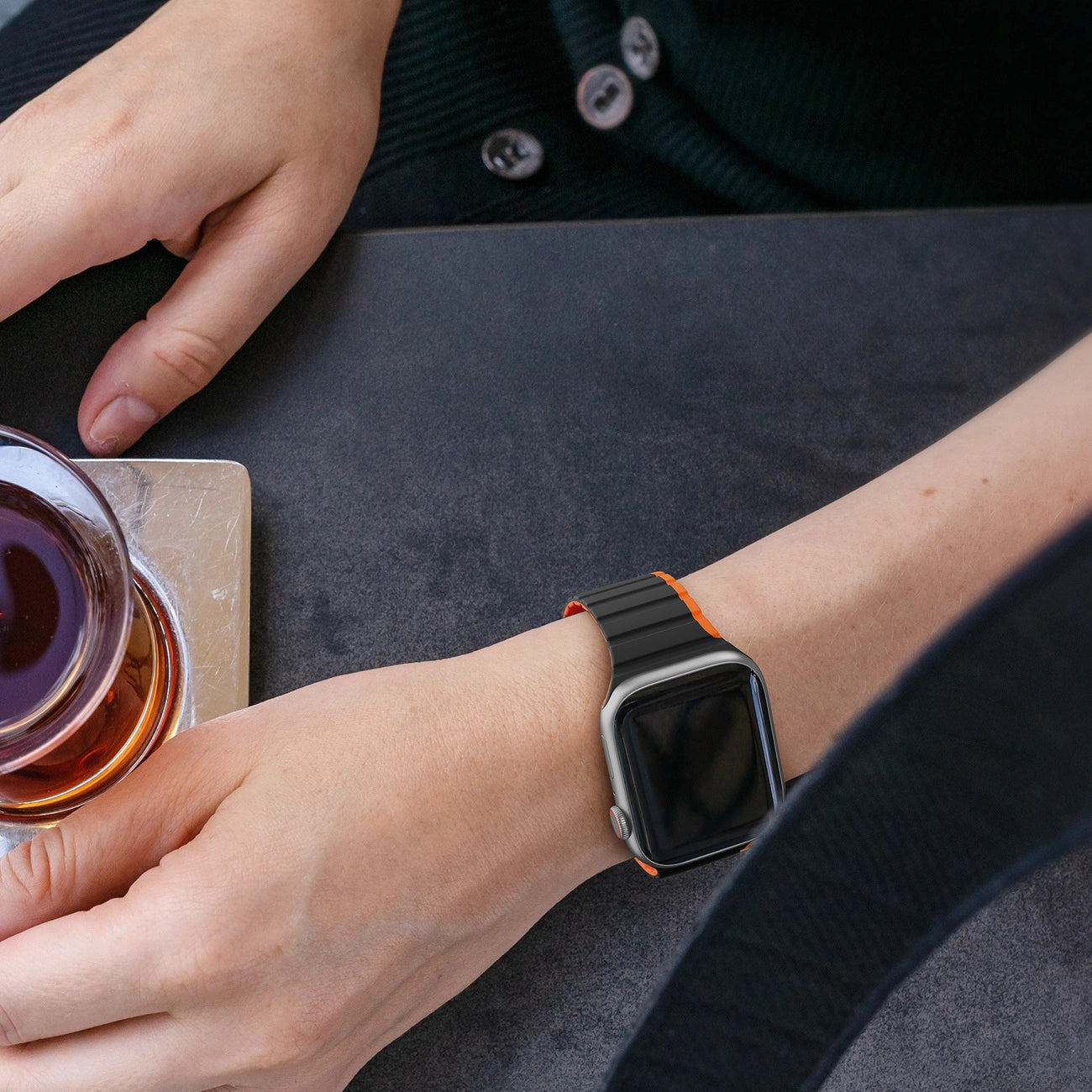 Magnetic Apple Watch SE, 9, 8, 7, 6, 5, 4, 3, 2, 1 (41, 40, 38 mm) Dux Ducis Strap (LD Version) - black and orange_9
