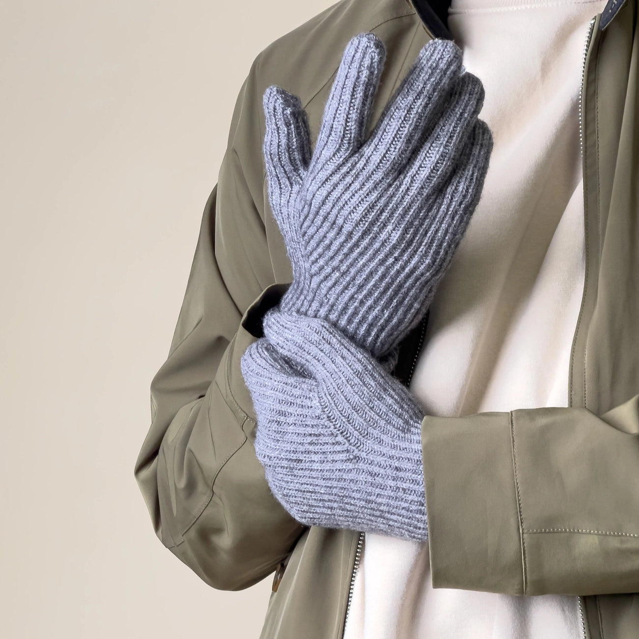 Braided telephone gloves with cut-outs for fingers - gray_3