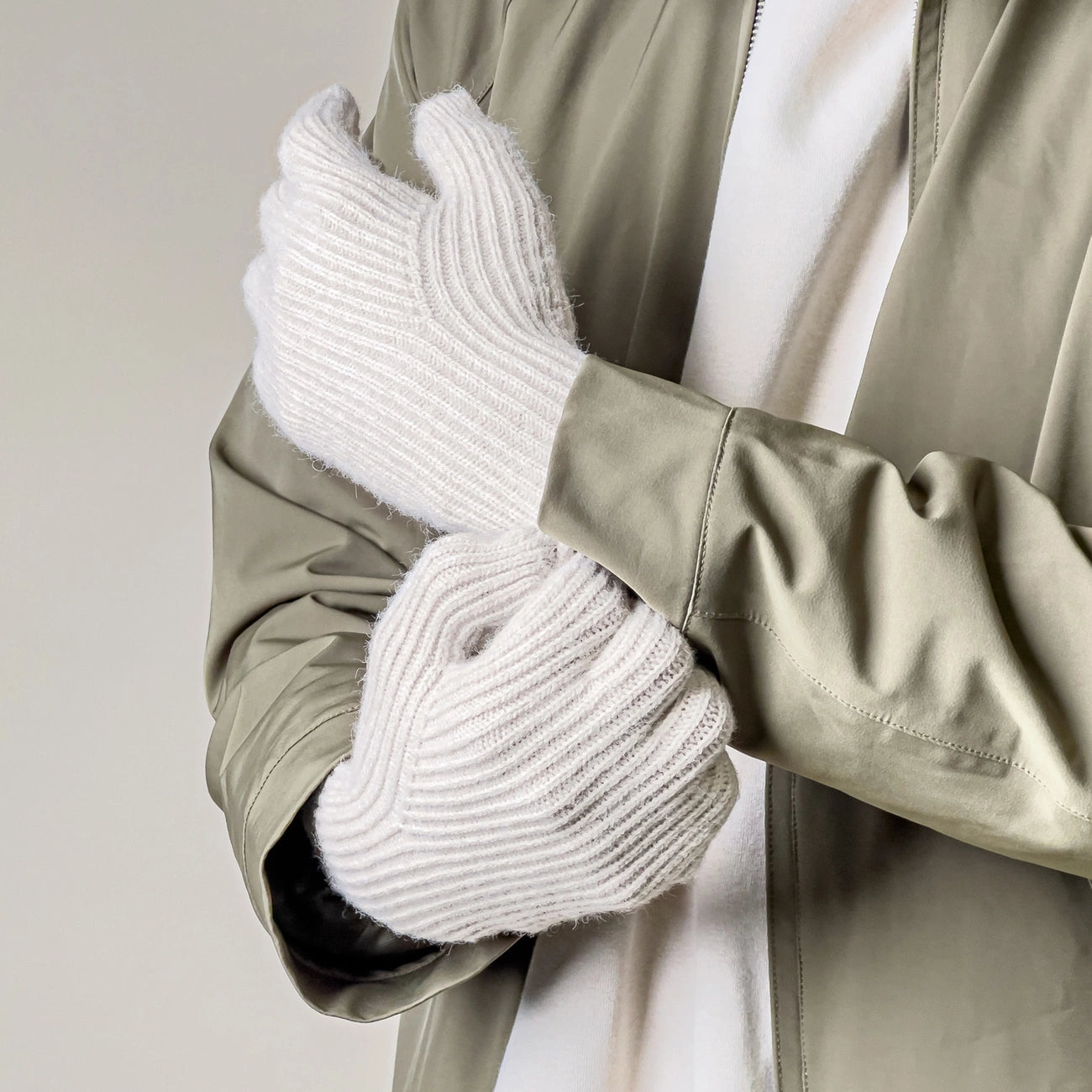 Braided telephone gloves with cutouts for fingers - beige_5