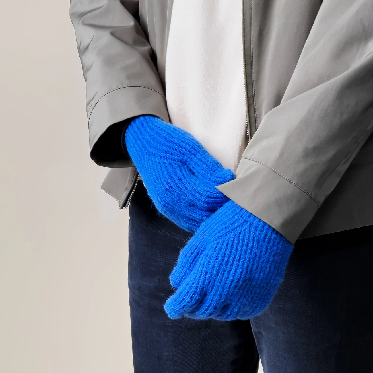 Braided telephone gloves with cutouts for fingers - blue_2