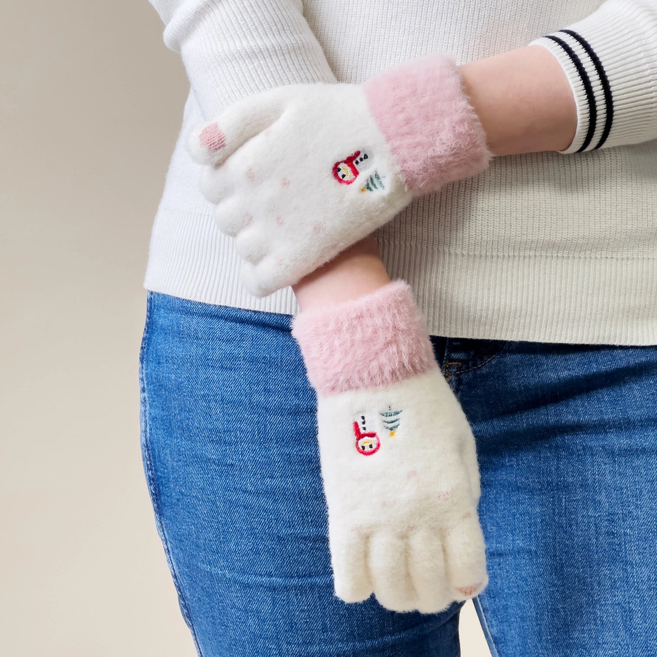 Women's winter telephone gloves with a snowman and a Christmas tree - white and pink_2