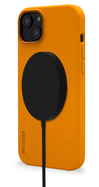 Decoded Silicone Case with MagSafe for iPhone 14 Plus - orange_5