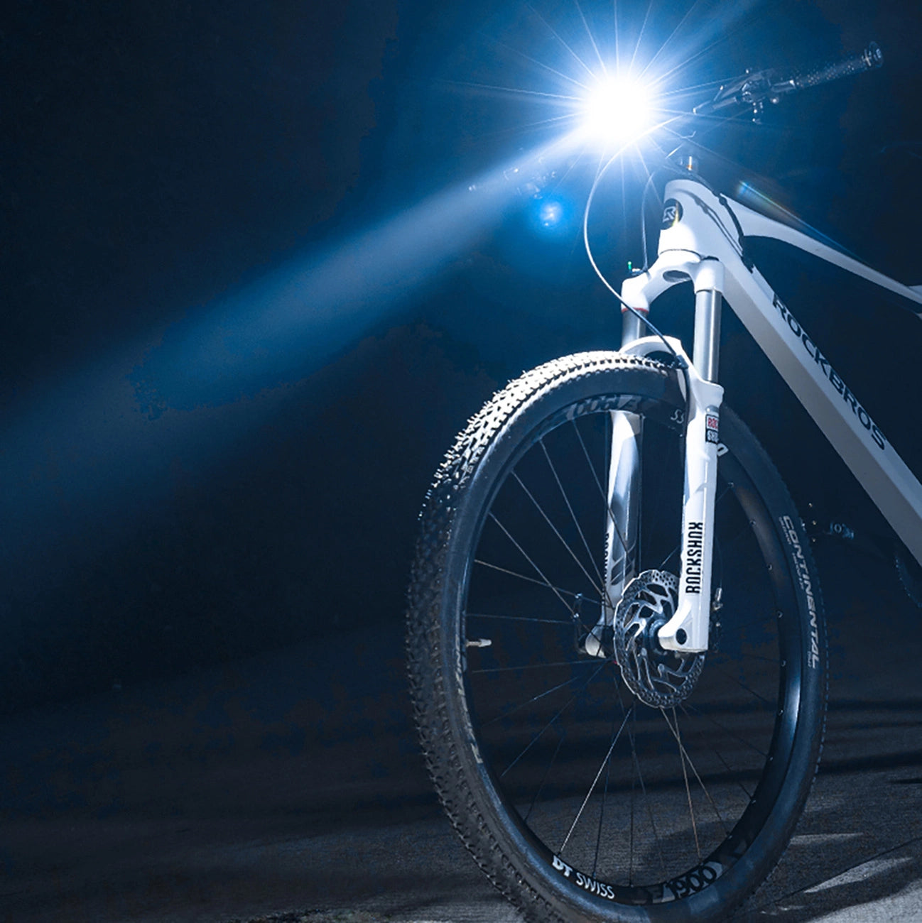Rockbros 24310006001 front bicycle light 400 lm + micro USB cable - USB-A - black_17