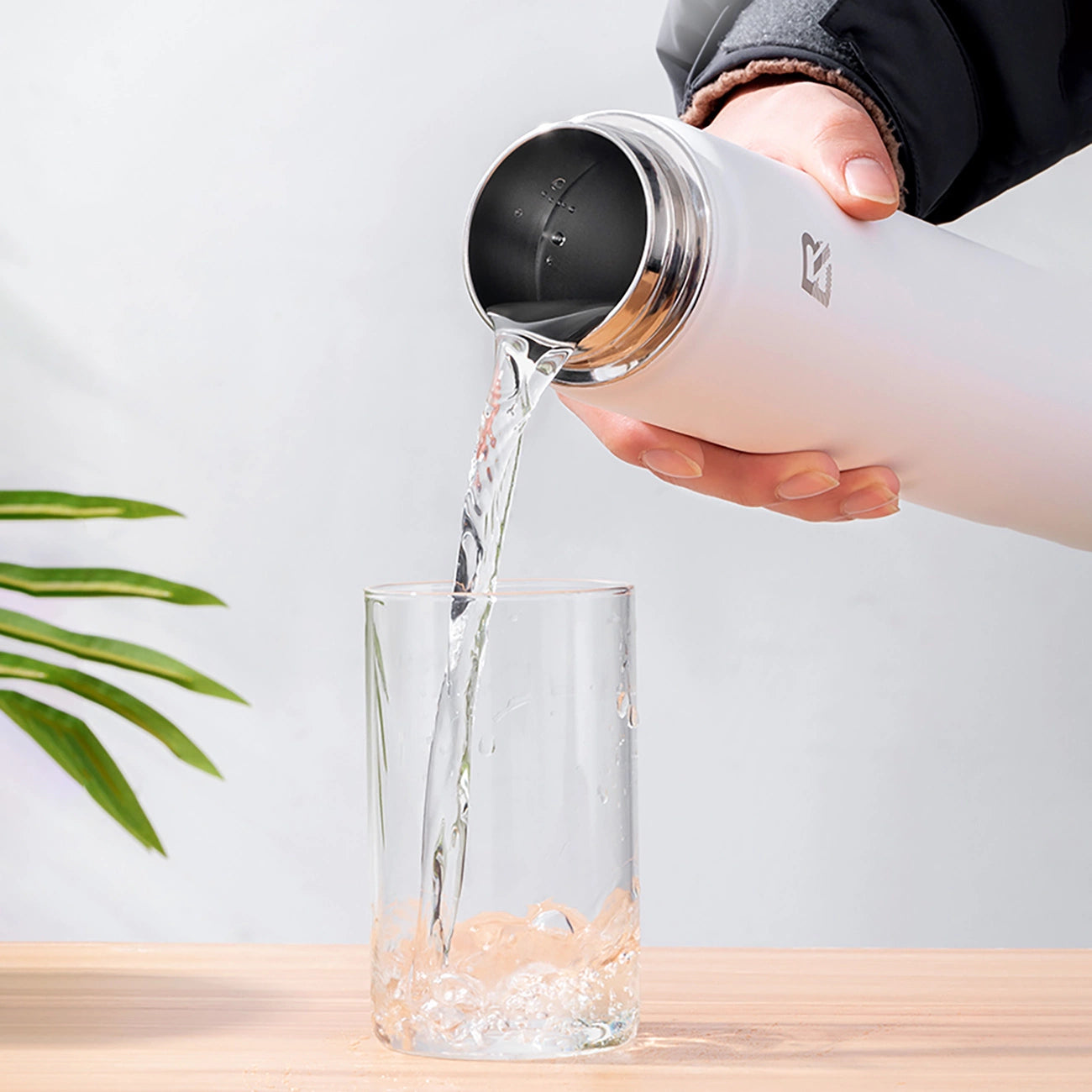 Rockbros 35210029006 Thermo Bottle for Bike Drinks 650 ml - White_12