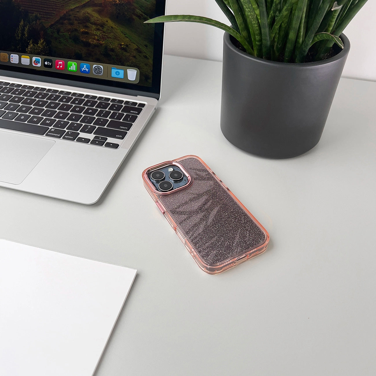 Glitter Case for iPhone 16 Pro - pink with glitter_9