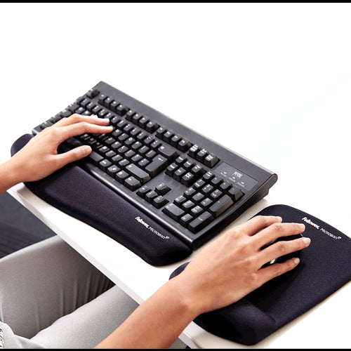 Fellowes Plushtouch Mousepad Wrist Support black_2