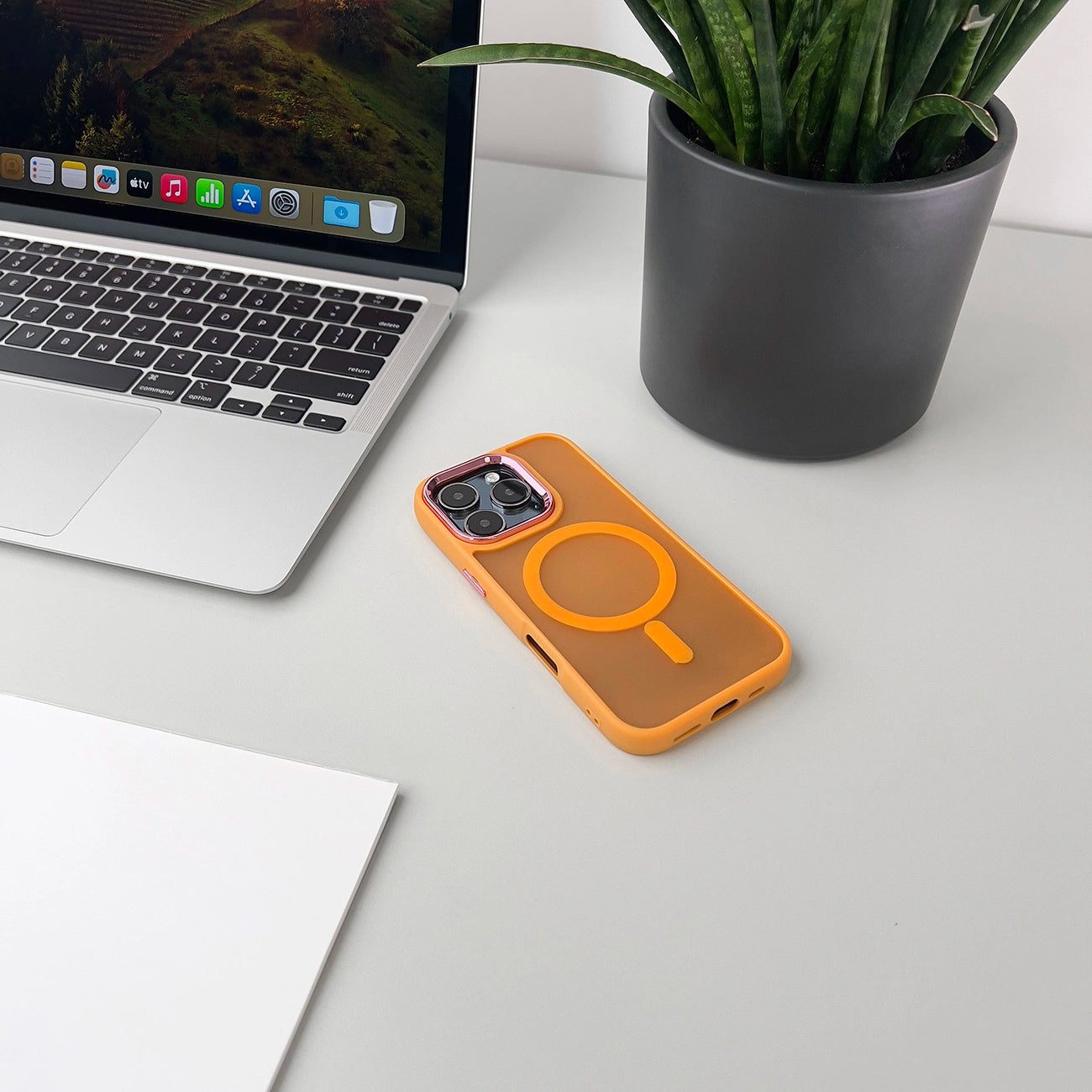 Wozinsky Fashion Case with MagSafe for Samsung Galaxy S24 FE - Orange_6