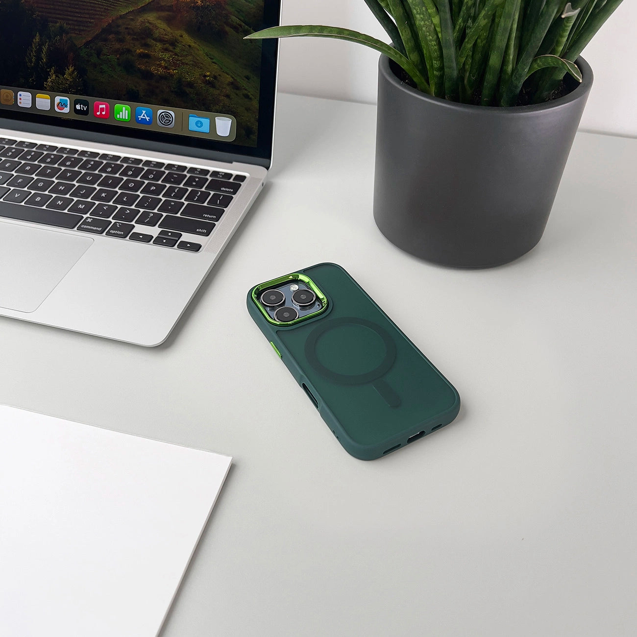 Wozinsky Fashion Case with MagSafe for Samsung Galaxy S24 FE - Green_7