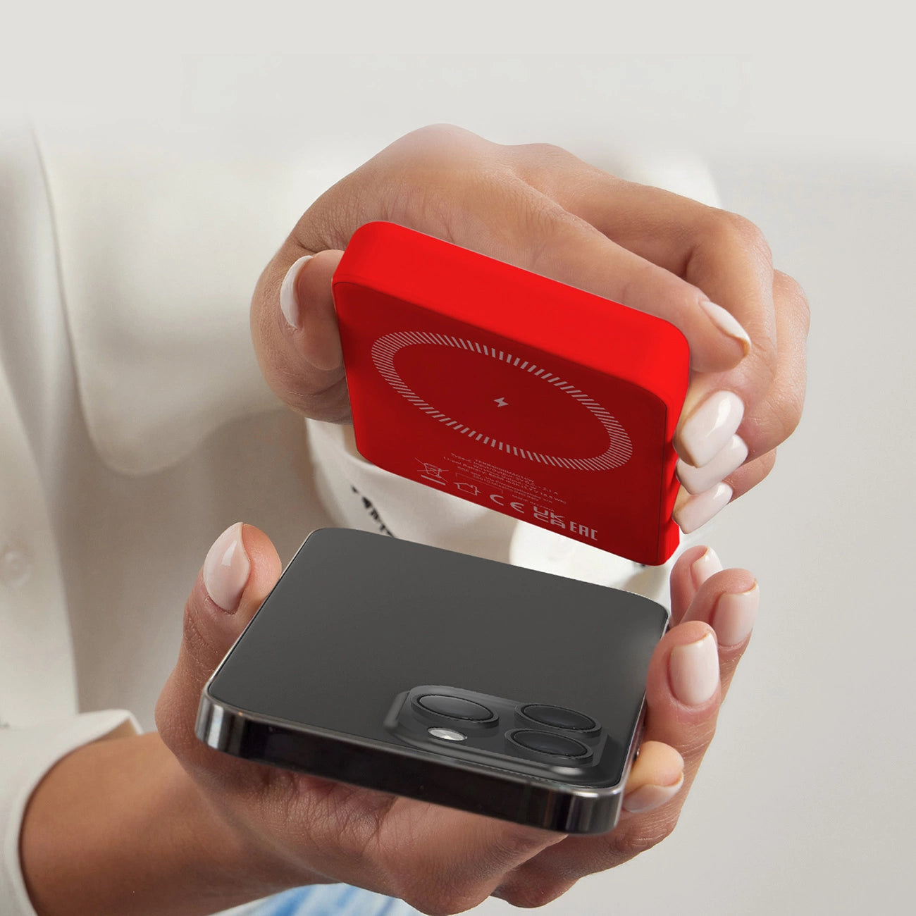 Powerbank SBS TEBB5000MAG1CR 5000 mAh compatible with MagSafe - red_5