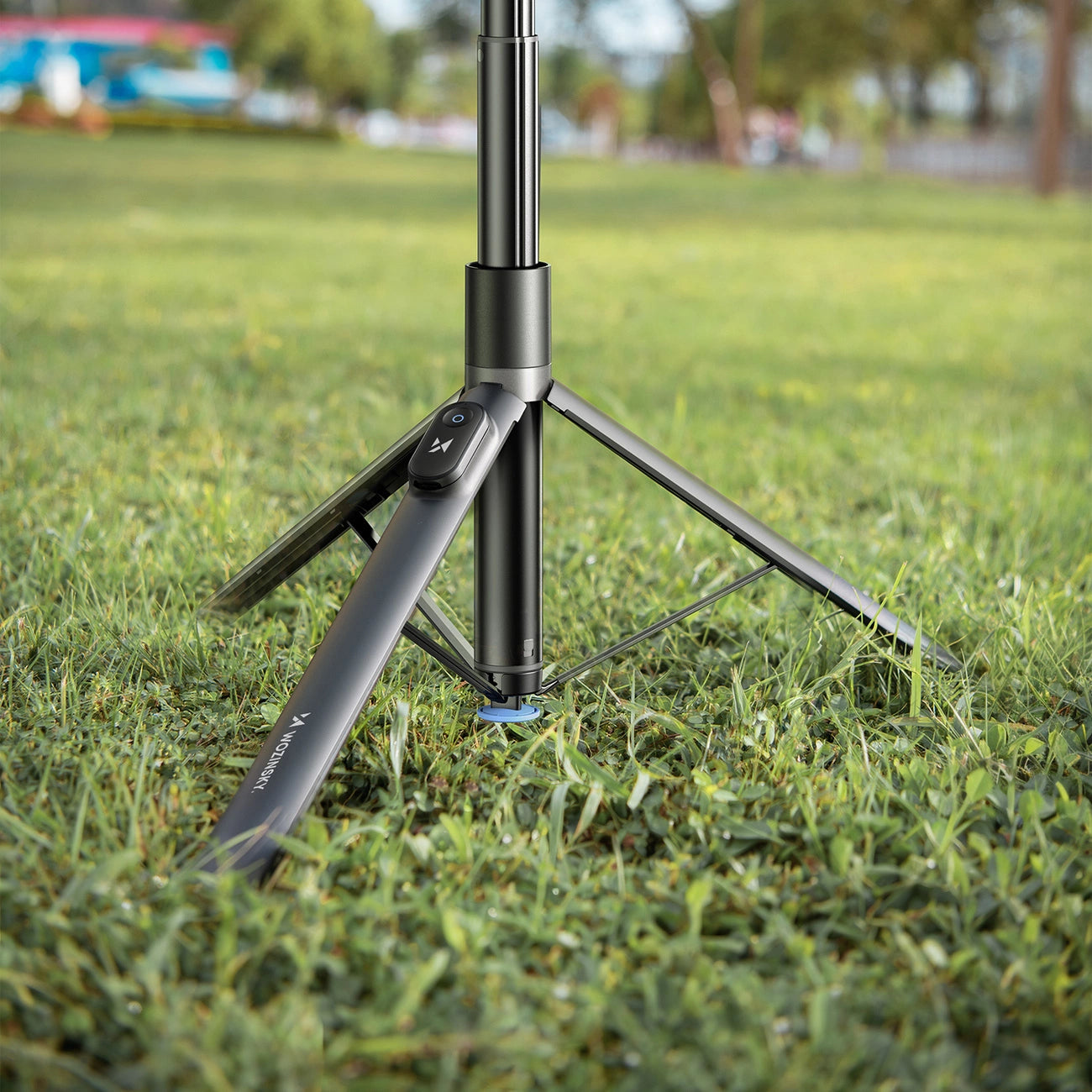 Selfie stick Wozinsky WRZP1 with automatically extendable legs, tripod function, 1.7m - black_8