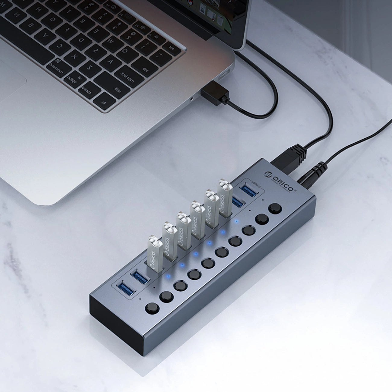 Orico BT2U3-10AB Hub 10x USB-A 3.0 with switches - gray_2