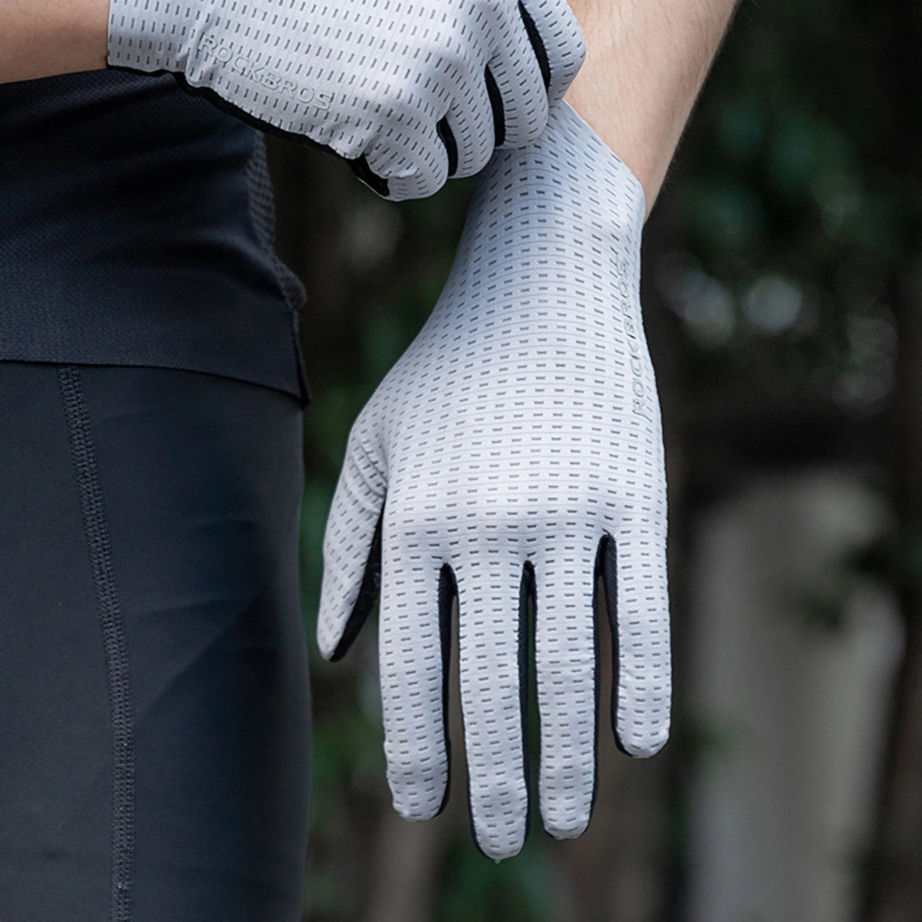 Rockbros Breathable Full Finger Cycling Gloves, Size: M - Gray_1