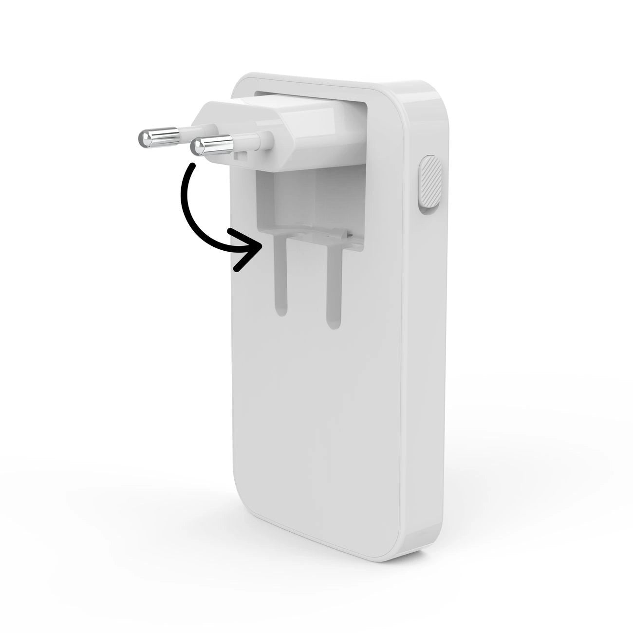Hama GaN Charger 65W 2x USB-C 1x USB-A Foldable - White_4