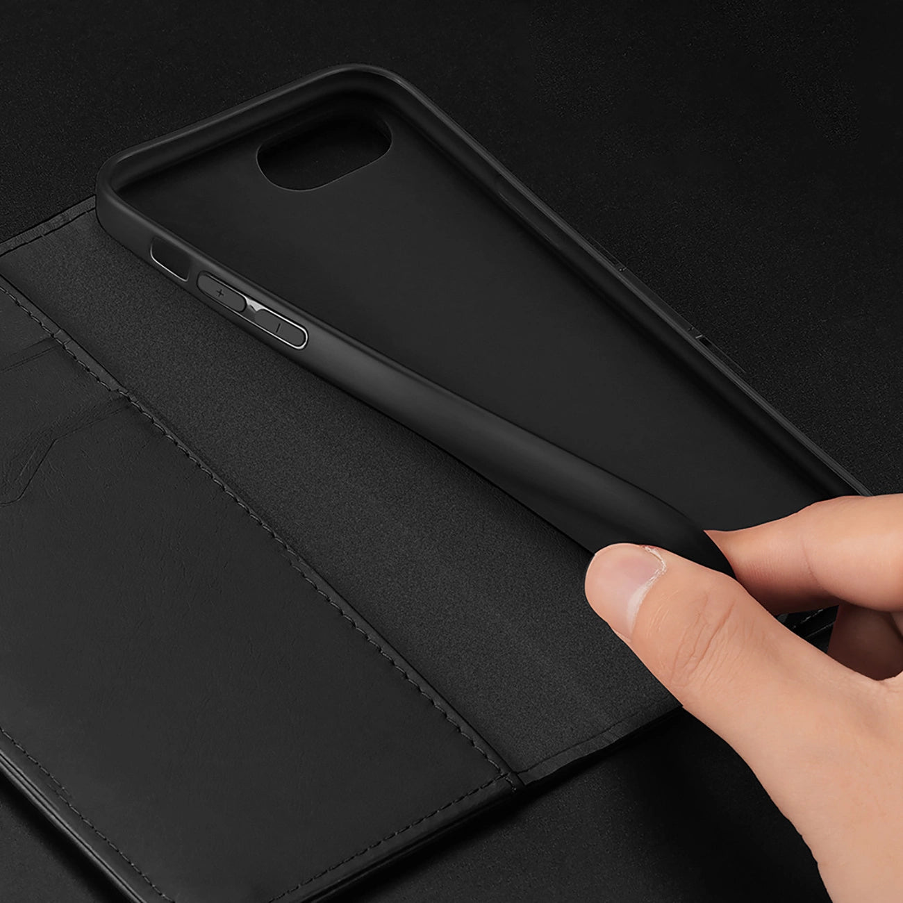 Dux Ducis Hivo iPhone 16e Case with Flip and RFID Protection - Black_15