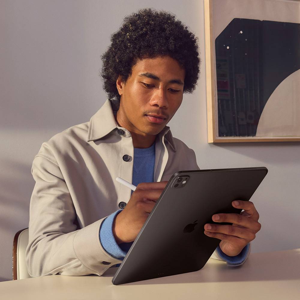 iPad Pro 11" WiFi 256GB / Vidro padrão / Preto / Apple