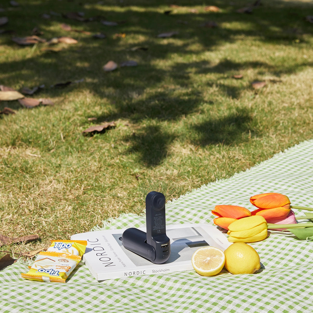 Jisulife Handheld Fan Life8 Mini Portable USB Fan with Power Bank and Flashlight - Blue_4