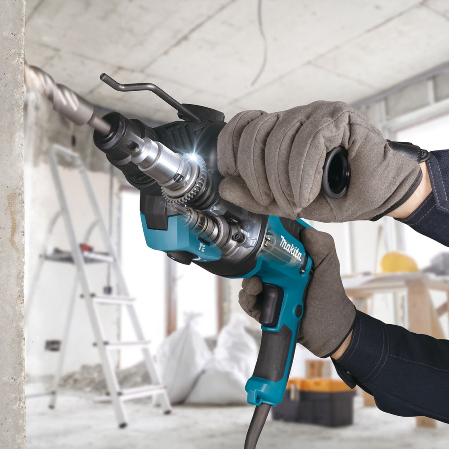 Martelo Pneumático Makita HR2670 800W 240V 26mm_4