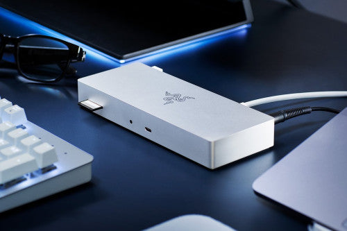 Razer Thunderbolt 4 Dock Negro_3