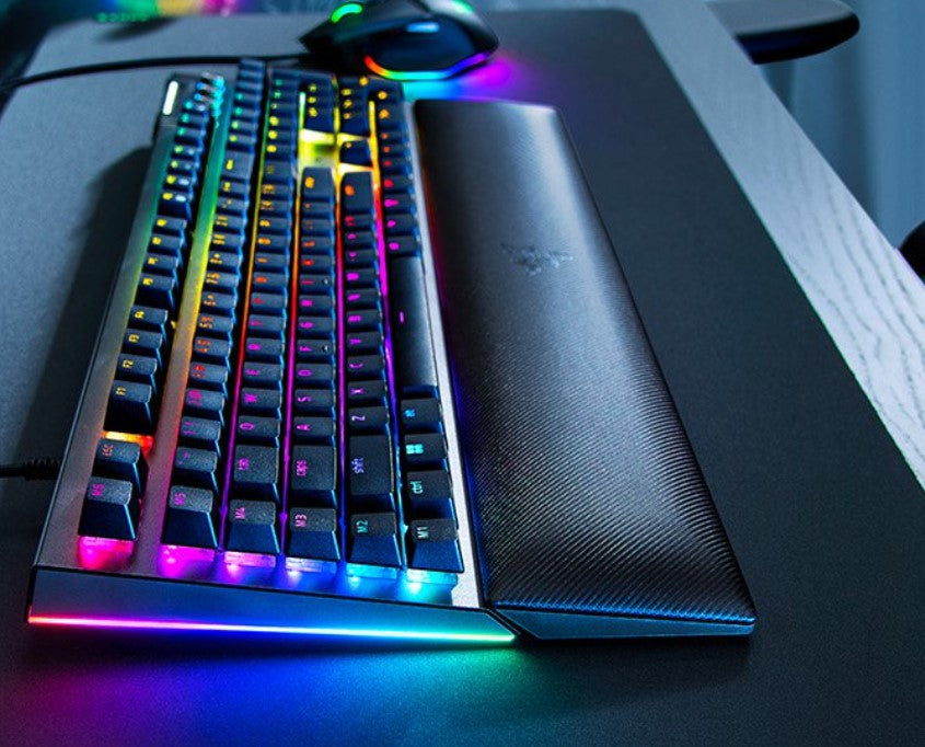 TECLADO RAZER BLACKWIDOW V4 GREEN SWITCH (USA) (RZ03-04690100-R3M1)_2