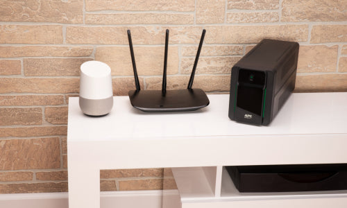 UPS APC / 750VA / Preto / BX750MI_4