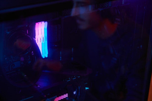 Kingston Technology FURY Renegade RGB módulo de memoria 16 GB 1 x 16 GB DDR5_8
