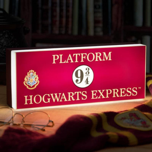 HOWGARTS EXPRESS LOGO LIGHT_5