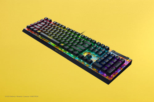 TECLADO RAZER BLACKWIDOW V4 X GREEN SWITCH POKEMON KANTO STARTERS (US LAYOUT) (RZ03-04704200-R3M1)_4