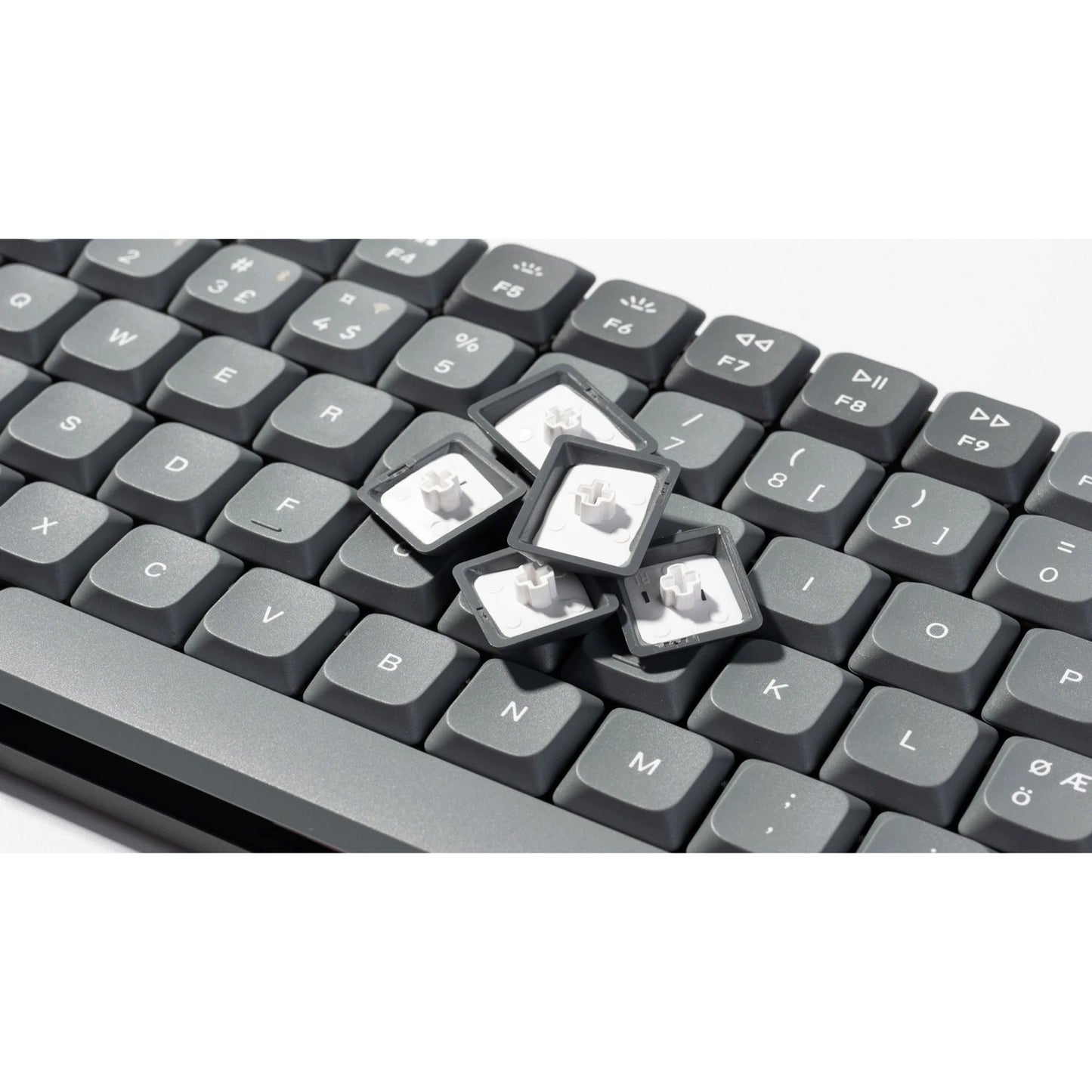 Teclado Gaming Keychron K3 Max 75% RGB Gateron Low Profile 2.0 Red Layout DE Wireless