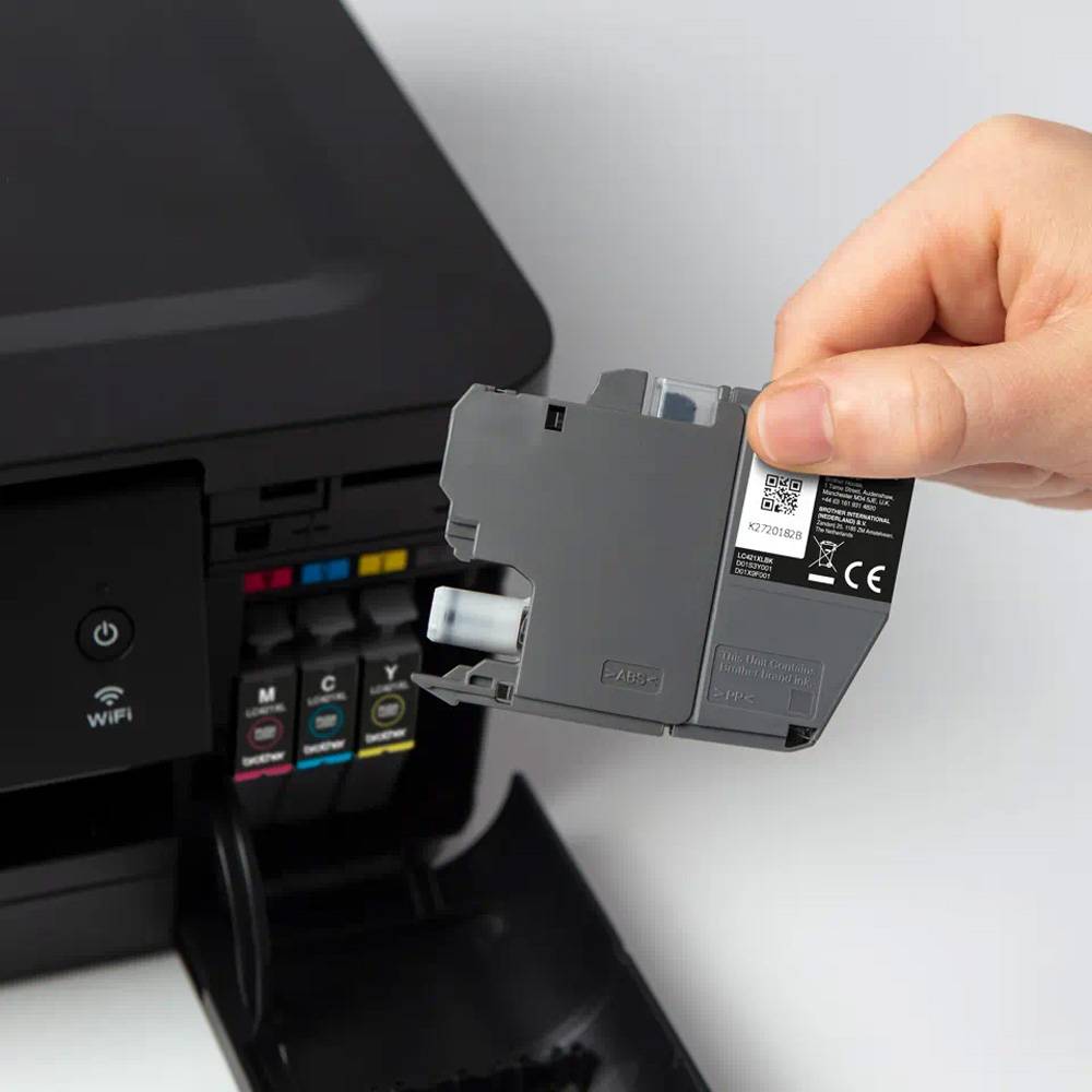 Cartucho de Tinta Original Negro Brother LC421XLBK / 1 Peça