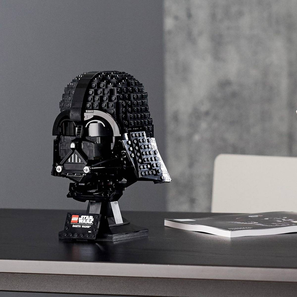 LEGO Star Wars: Capacete de Darth Vader | Idades 18+ | 834 Peças | Item 75304