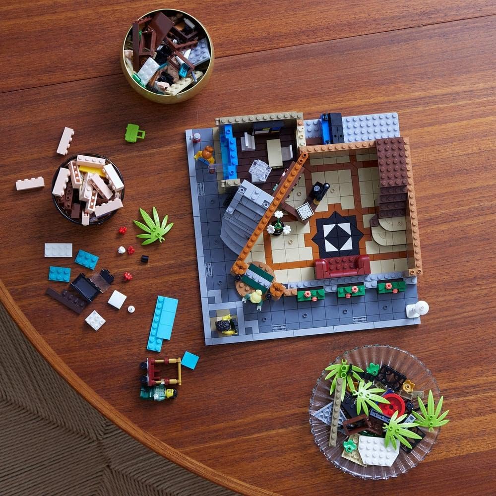 LEGO Creator Expert: Hotel Boutique | Idades 18+ |3066 Peças | Item 10297