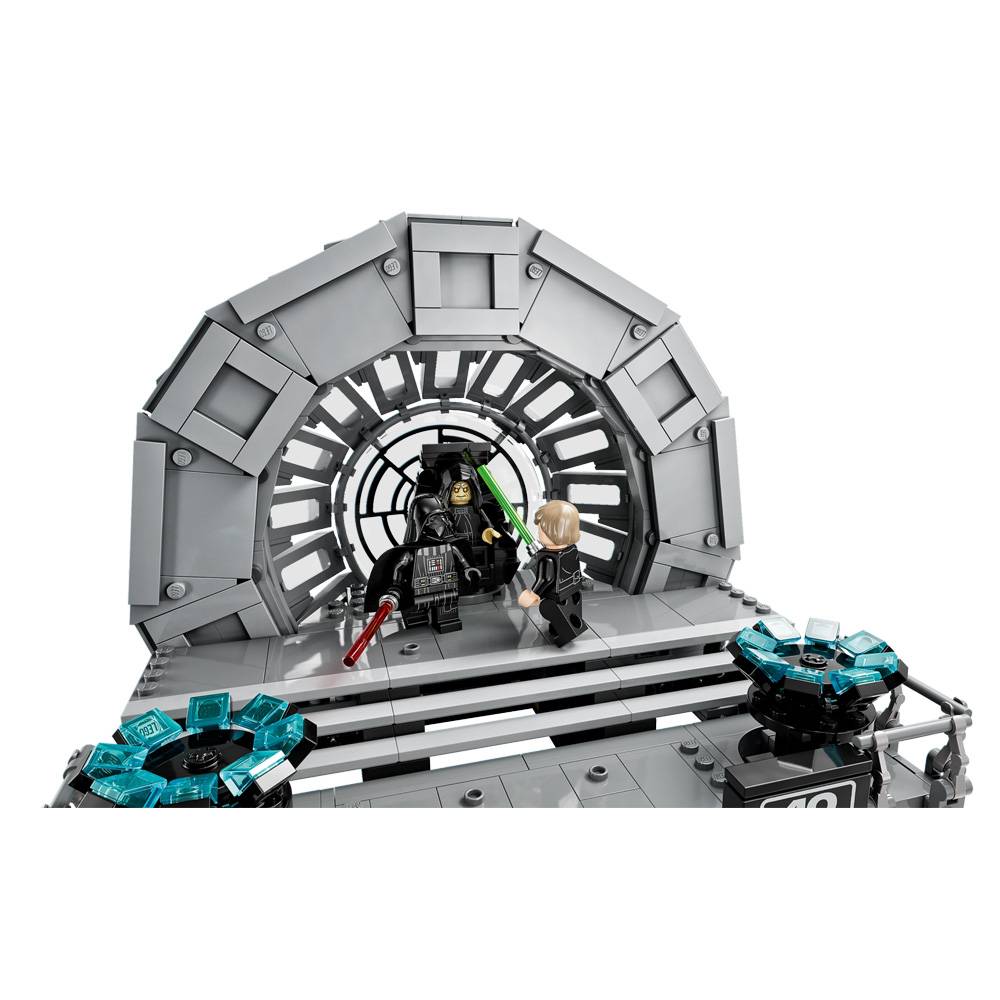 LEGO Star Wars: Diorama da Sala do Trono do Imperador | Idades 18+ | 807 Peças | Item 75352