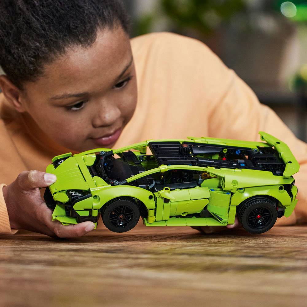 LEGO Technic: Lamborghini Huracán Tecnica | Idades 9+ | 806 Peças | Item 42161