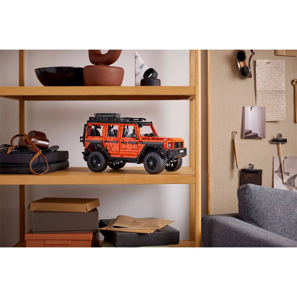 LEGO Technic: Mercedes-Benz G 500 Professional Line | Idades 18+ | 2891 Peças | Item 42177