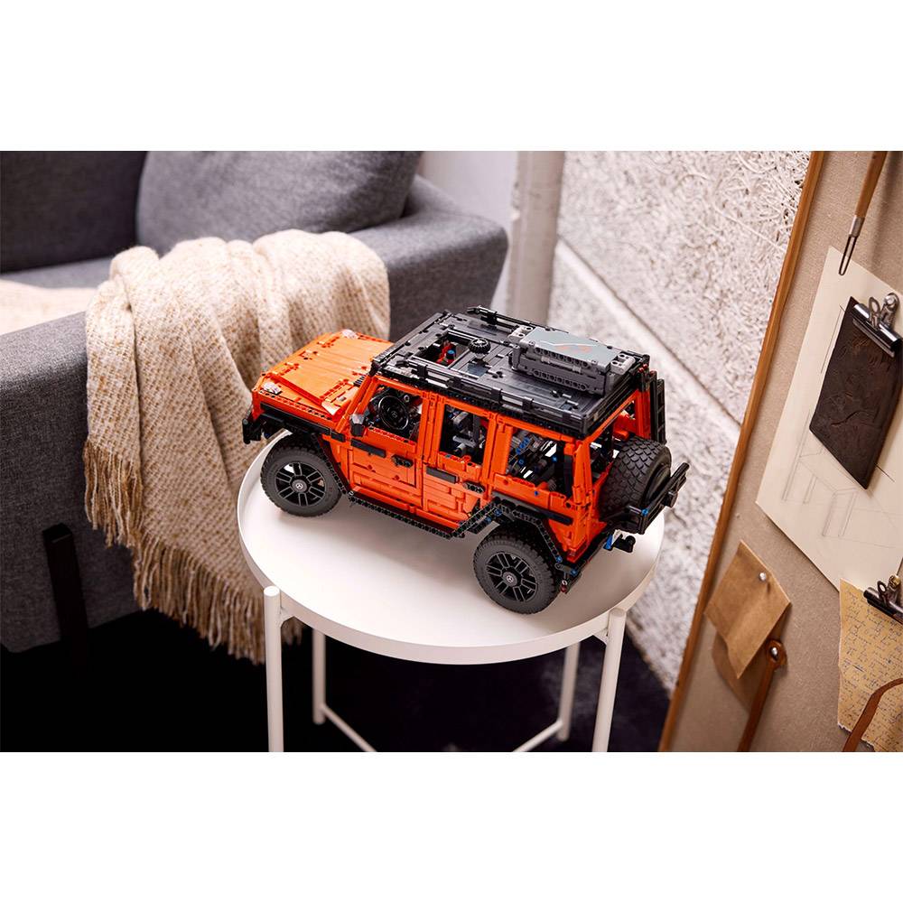 LEGO Technic: Mercedes-Benz G 500 Professional Line | Idades 18+ | 2891 Peças | Item 42177