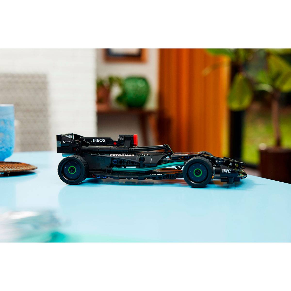 LEGO Technic: Mercedes-AMG F1 W14 E Performance Pull-Back | Idades 7+ | 240 Peças | Item 42165