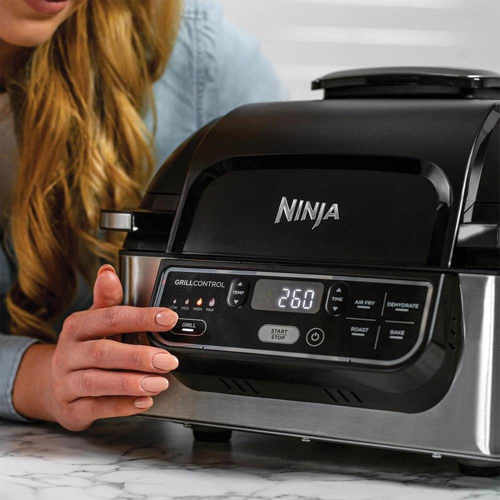 Fritadeira Air Fryer (Sem Óleo) Ninja AG301EU Foodi Grill 5.8L 1750W Preta