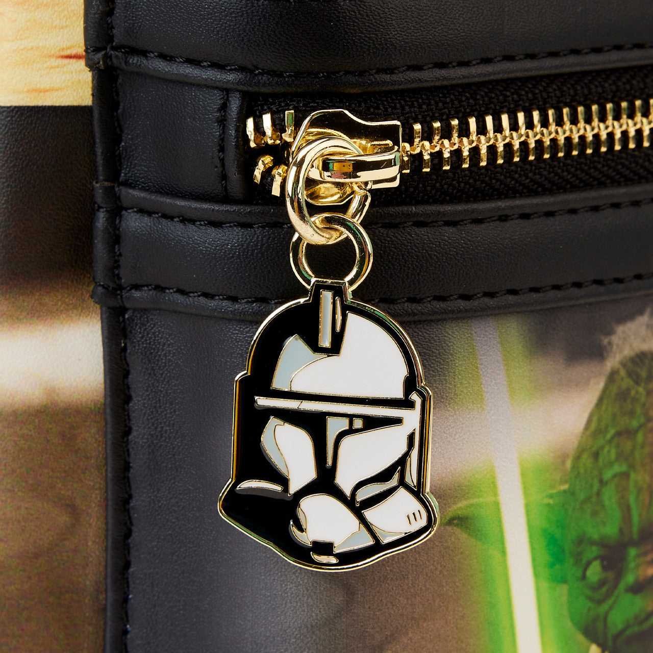 Mochila Ataque dos Clones Episódio II Star Wars 26cm