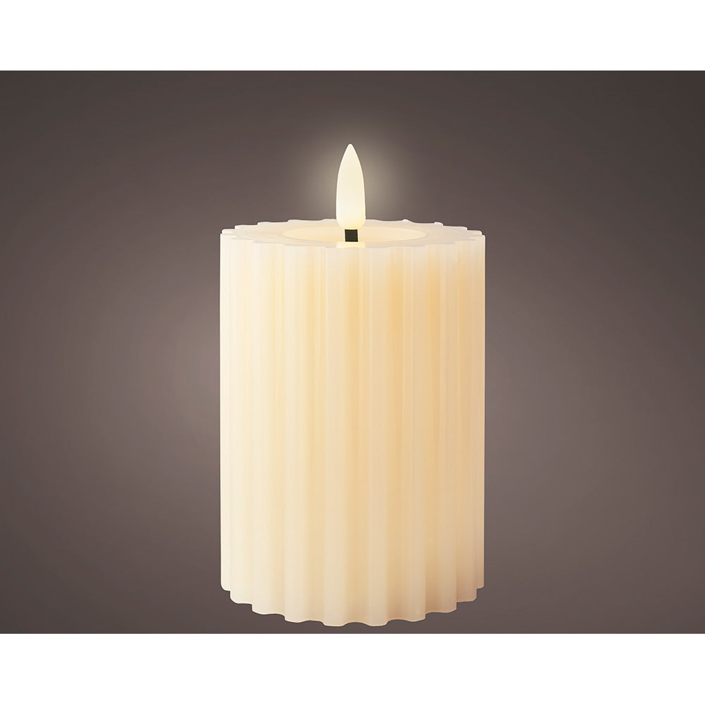 Vela led de cera bege, superfÃcie com relevo, ø7,5x12,3cm. lumineo_0