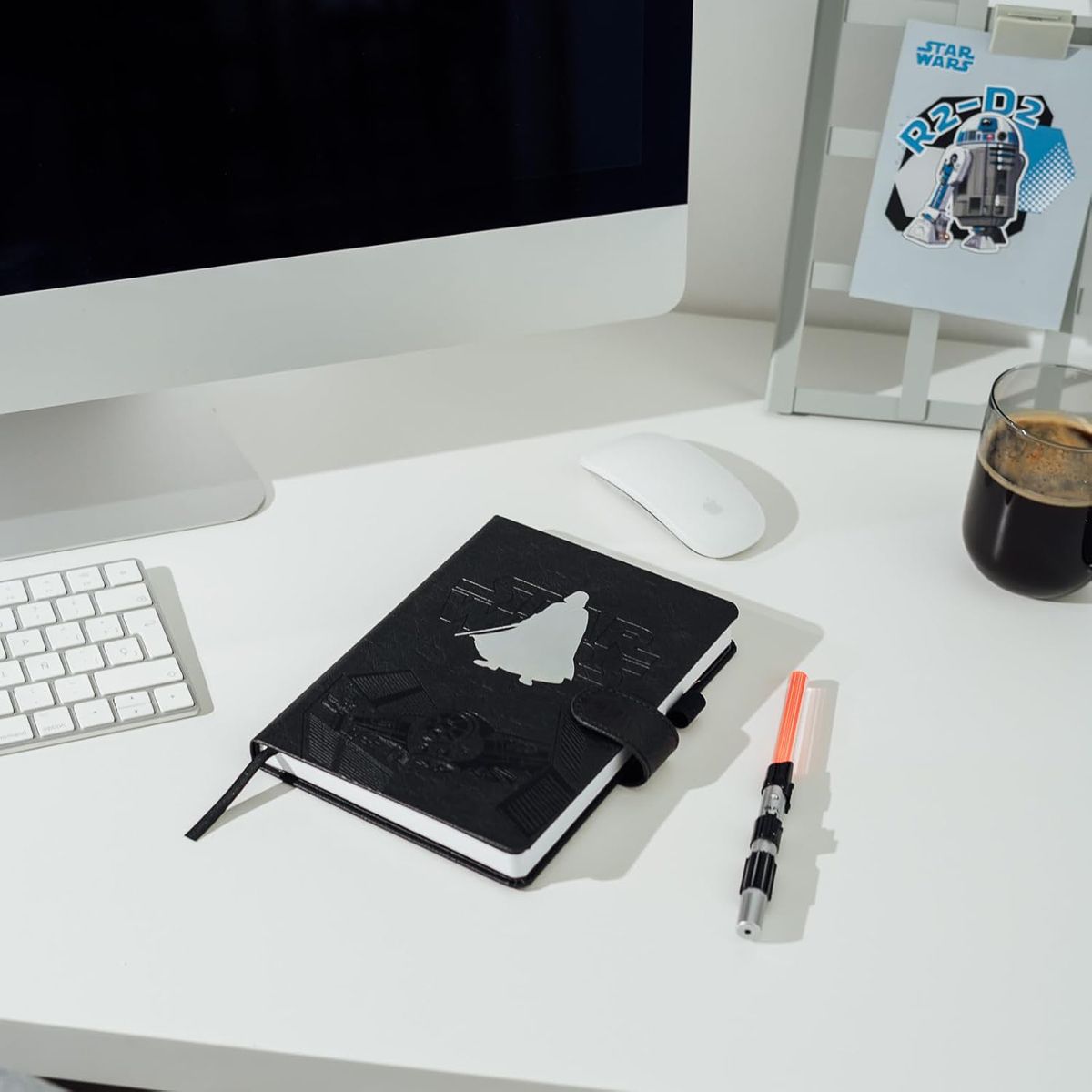 Caderno A5 Sabre de Luz Darth Vader Star Wars + Caneta Grupo Erik