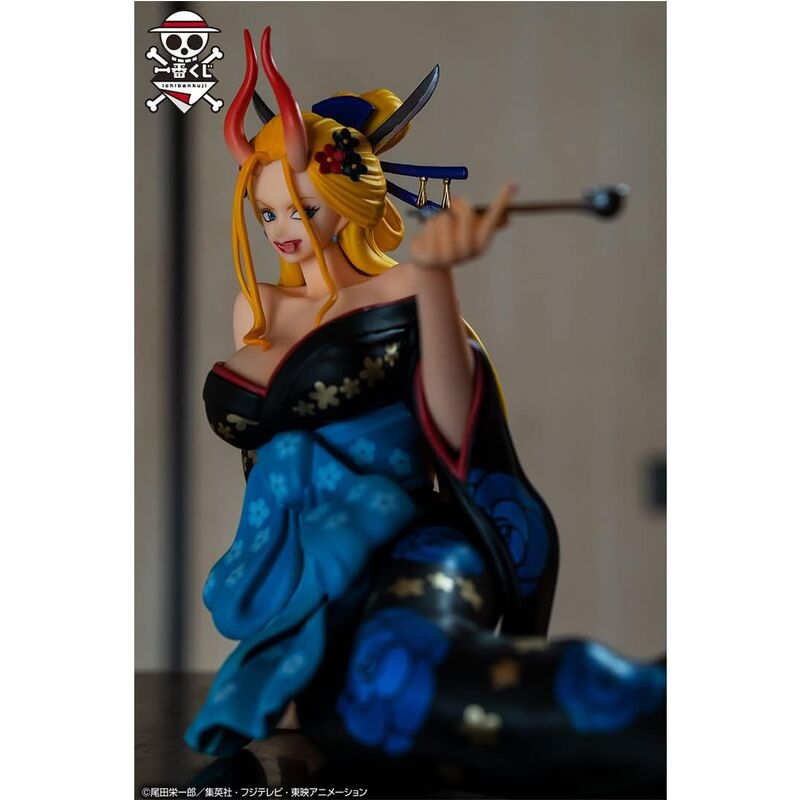 Figura Ichibansho Black Maria Glitter One Piece 15cm_0
