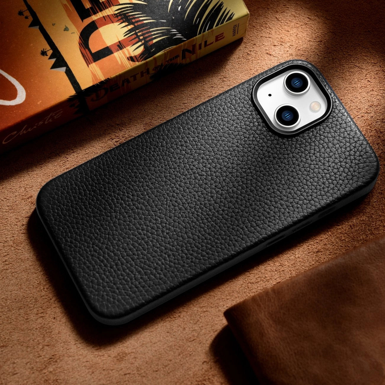 iCarer Litchi Premium Leather Case iPhone 14 Plus Magnetic Leather Case with MagSafe Black (WMI14220711-BK)_13