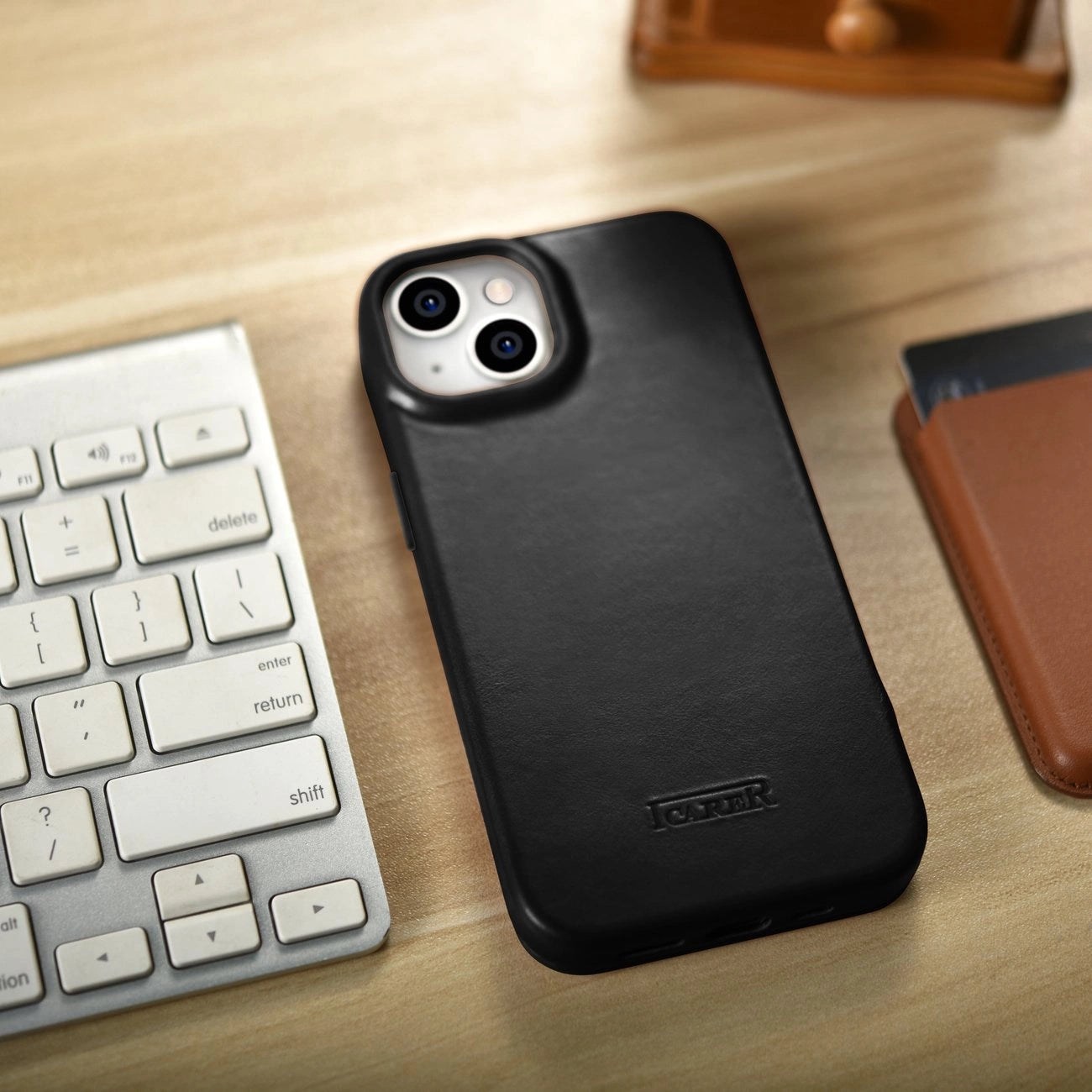 iCarer CE Oil Wax Premium Leather Folio Case Leather Case iPhone 14 Plus Magnetic Flip MagSafe Black (AKI14220707-BK)_27