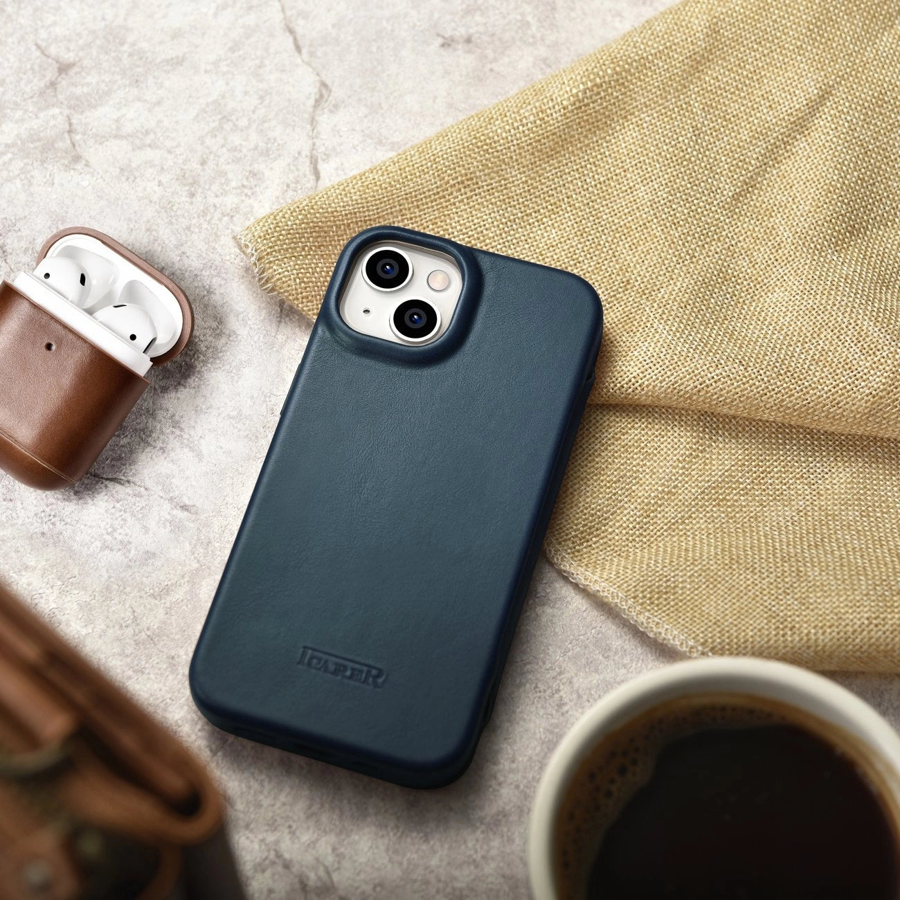 iCarer CE Oil Wax Premium Leather Folio Case iPhone 14 Plus magnetic flip case MagSafe blue (AKI14220707-BU)_25
