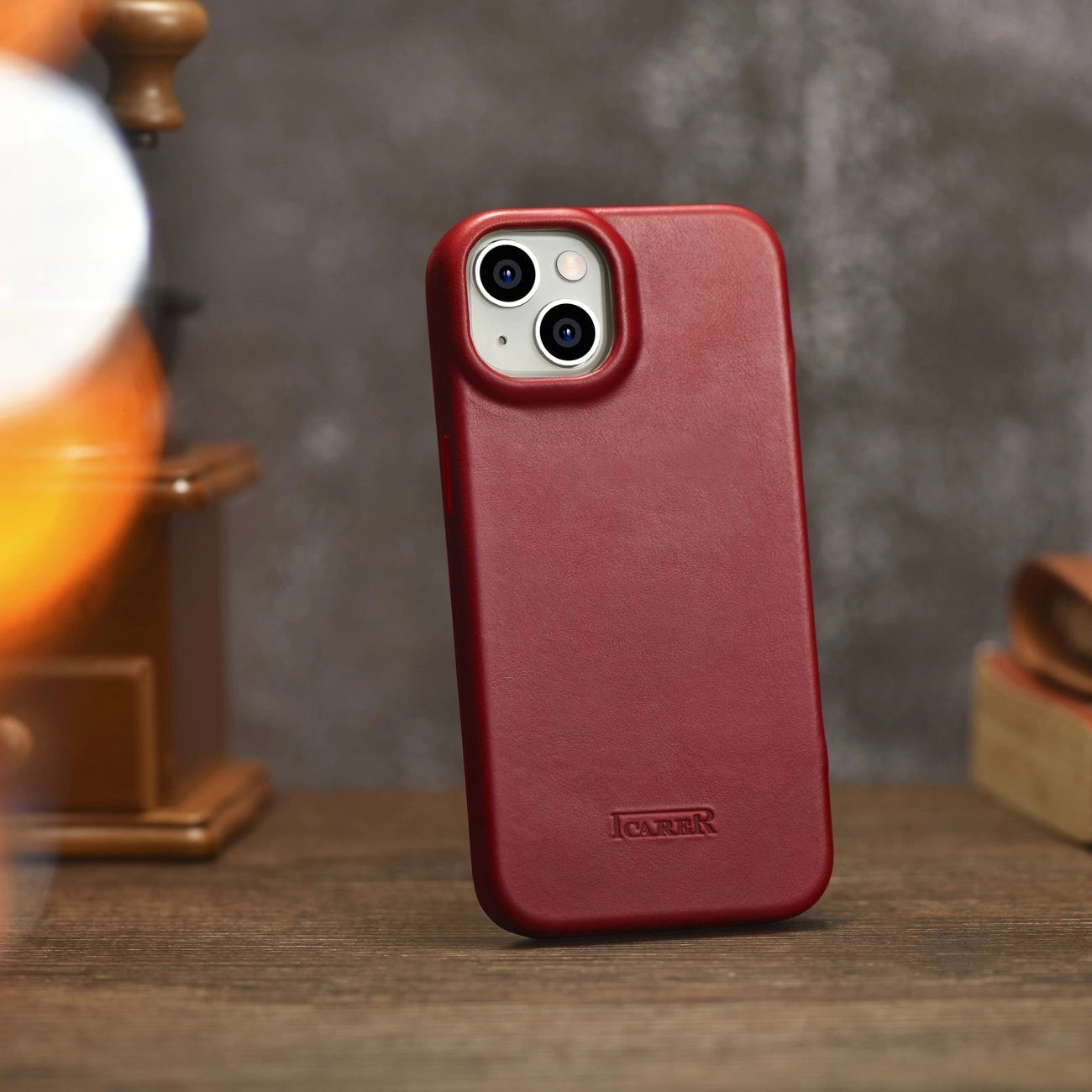 iCarer CE Oil Wax Premium Leather Folio Case iPhone 14 Plus Magnetic Flip Leather Folio Case MagSafe Red (AKI14220707-RD)_25